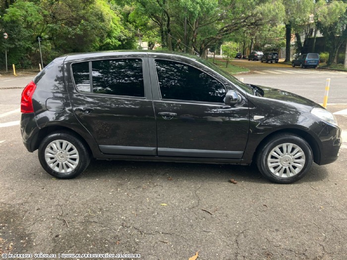 Renault SANDERO PRIVILEGE 1.6 2011/2012